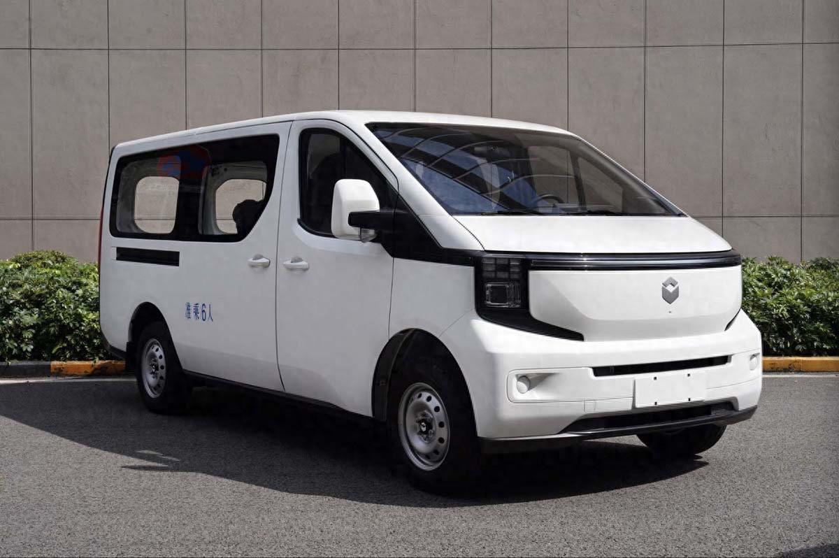 長安凱程V919正式申報,外觀很前衛時尚,6座,側滑門,續航500km