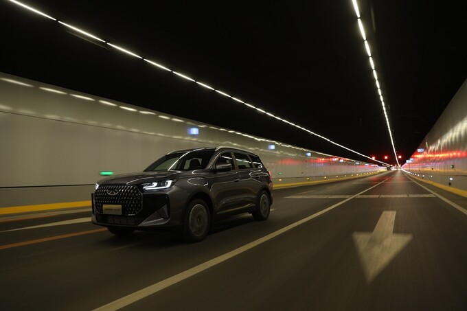 全新瑞虎7“三車齊發”:可油可電、性能卓越,9.99萬元起!