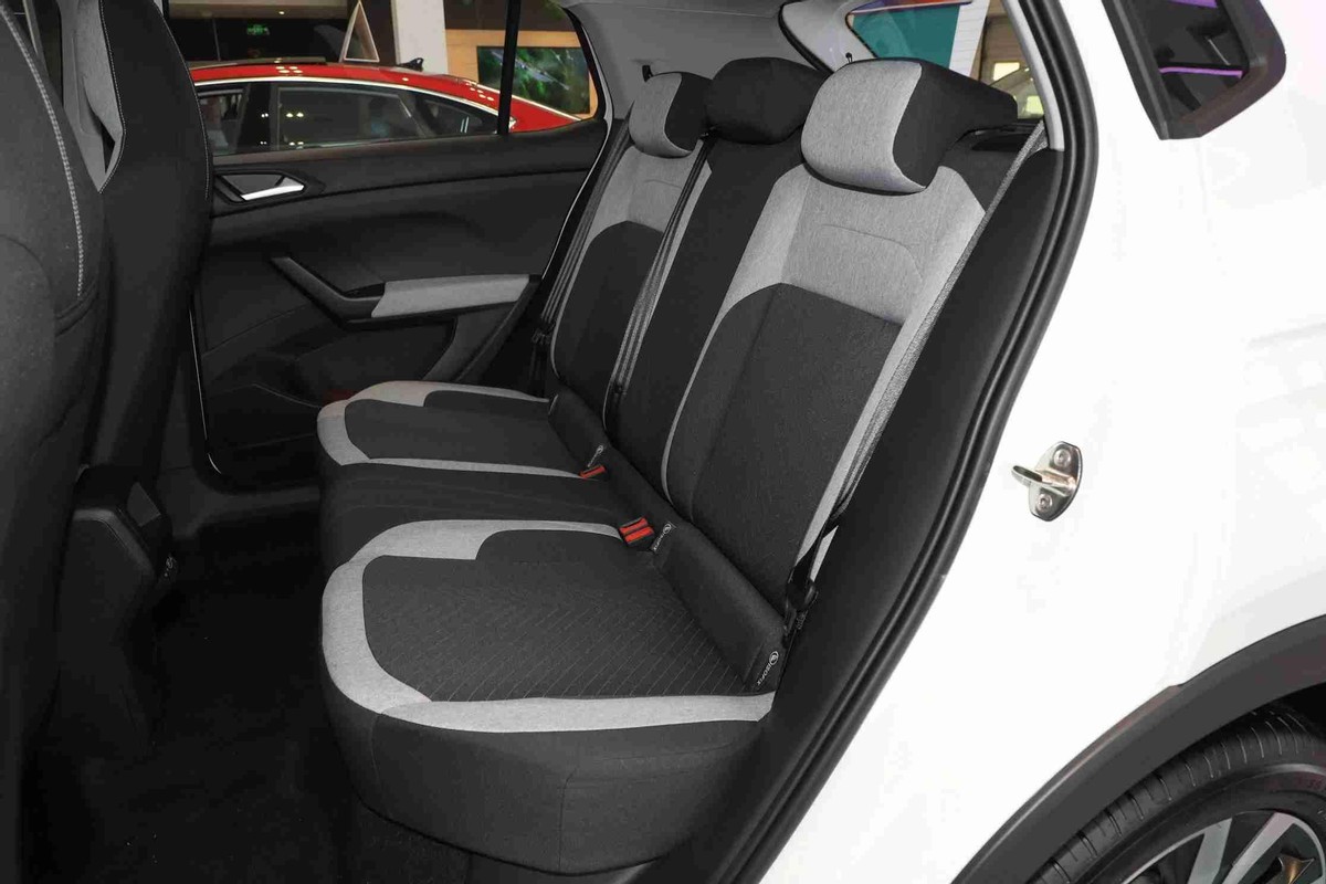 喝92號汽油,油耗最低5.7L,這款緊湊型SUV怎么樣?