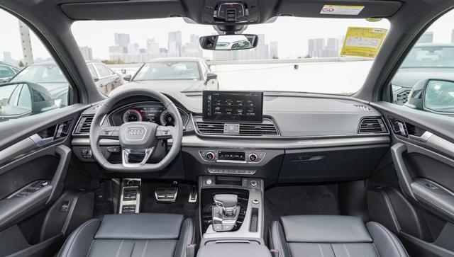 想買奧迪Q5L的注意!全新車型或2026年上市,當下抄底現款更劃算-有駕 想買奧迪Q5L的注意!全新車型或2026年上市,當下抄底現款更劃算-有駕